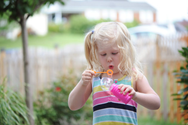 fun spring photo bubble